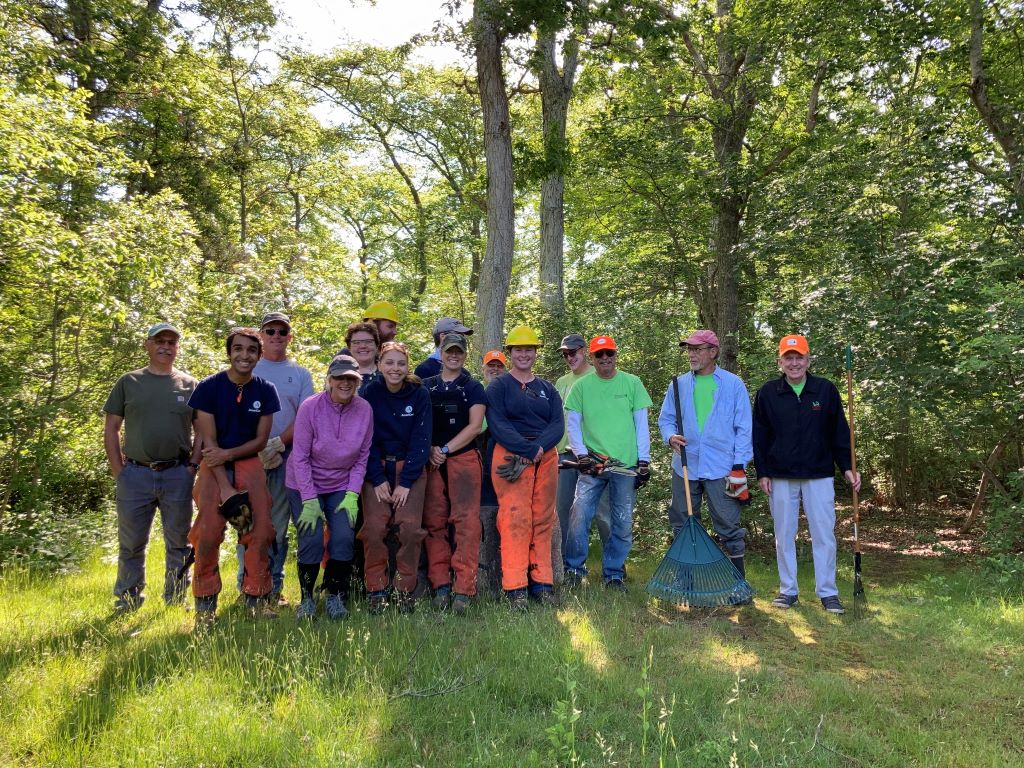 stewardship volunteers with americorps